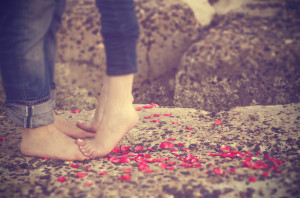 lovely-couple-feet[1]